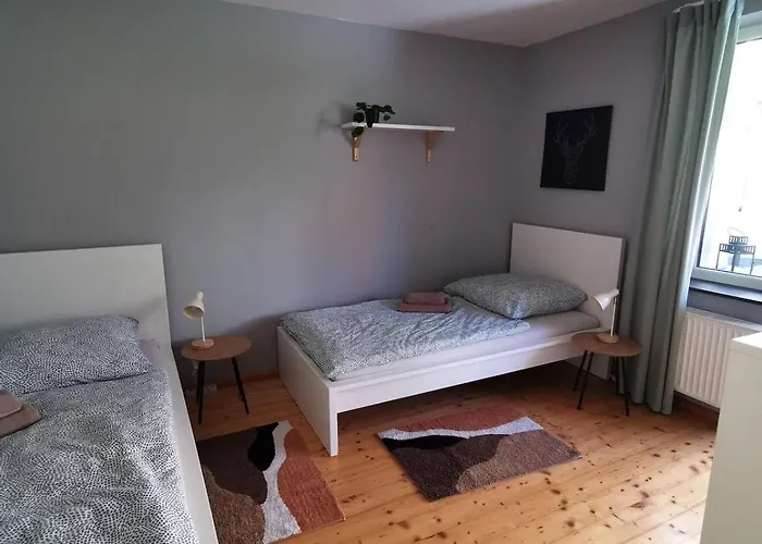 Dora 1 * Reinholterode